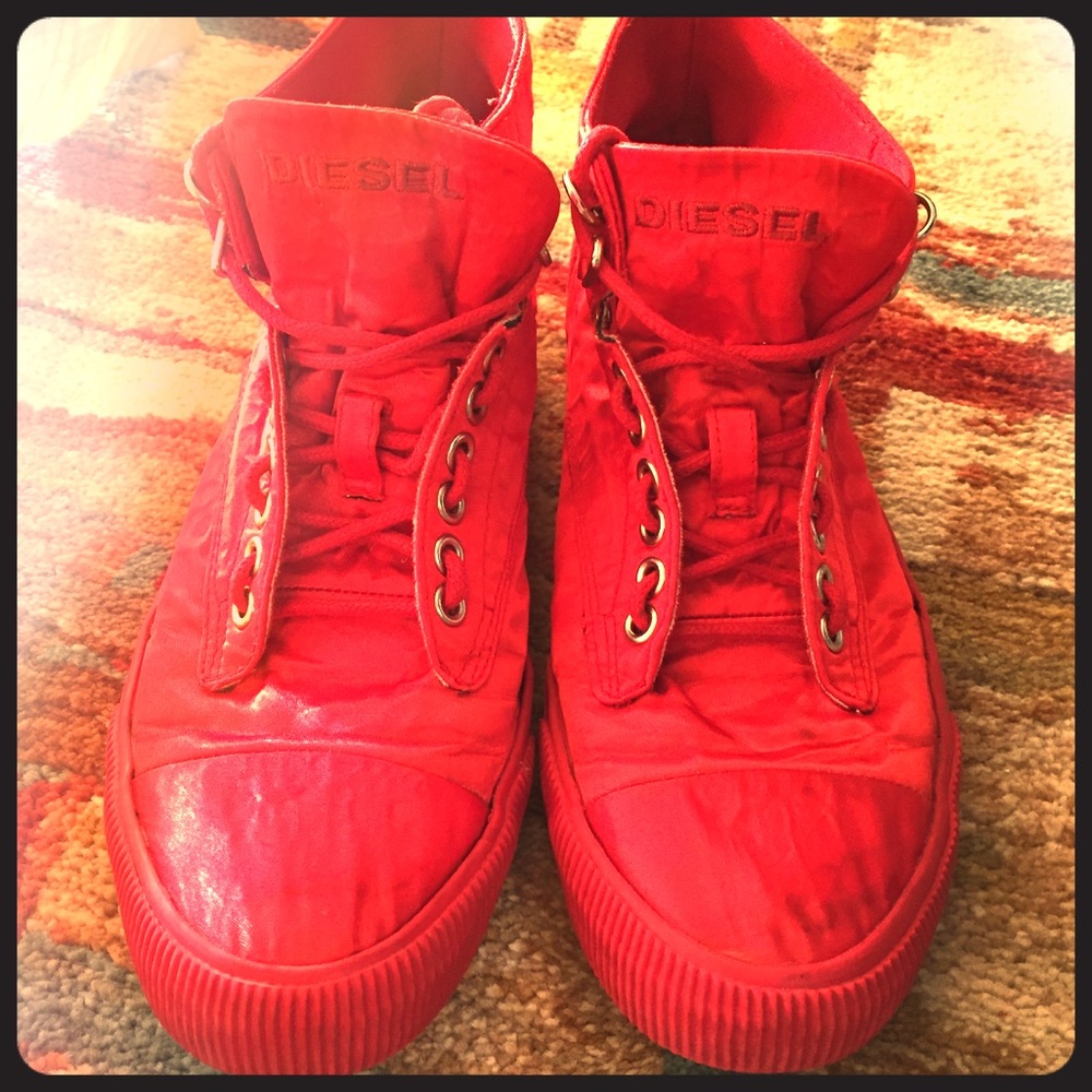Diesel sneakers sold🎈🎈🎈